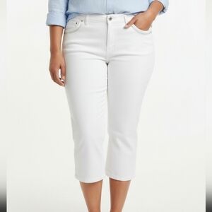Relativity Capri white jeans size 16